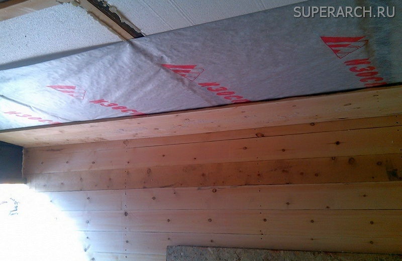 Пароизоляция потолка в деревянном перекрытии